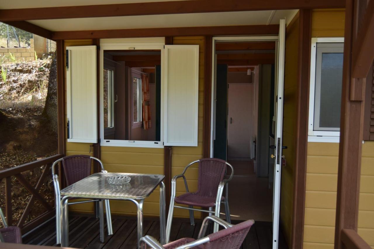 Bungalows, Camping Vega De Francia Sotoserrano Eksteriør bilde