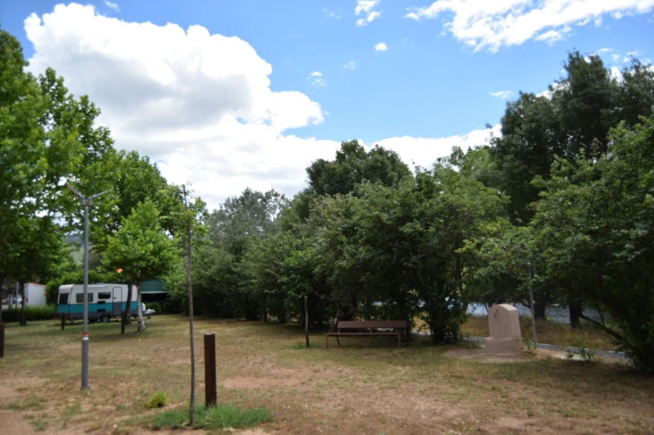 Bungalows, Camping Vega De Francia Sotoserrano Eksteriør bilde