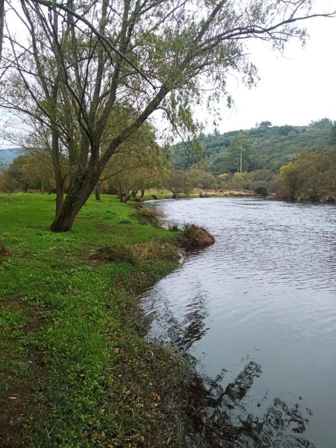 Bungalows, Camping Vega De Francia Sotoserrano Eksteriør bilde