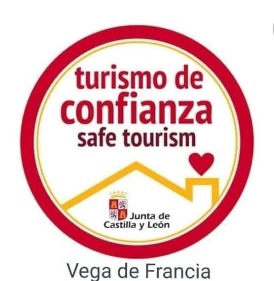 Bungalows, Camping Vega De Francia Sotoserrano Eksteriør bilde