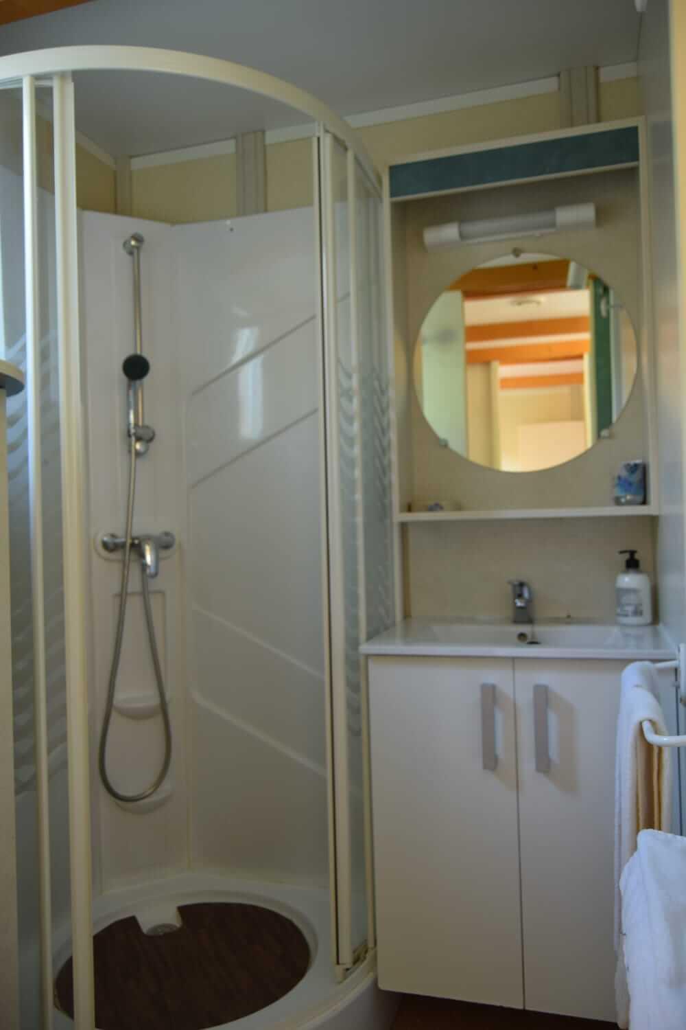 Bungalows, Camping Vega De Francia Sotoserrano Eksteriør bilde